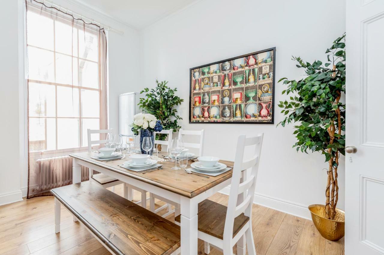 Bright & Spacious 4Beds Home - Kensington High Street-Olympia London Exterior photo