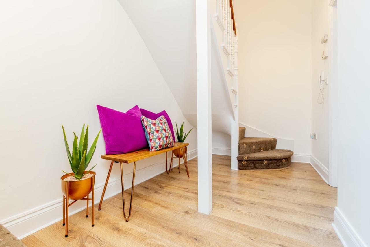 Bright & Spacious 4Beds Home - Kensington High Street-Olympia London Exterior photo